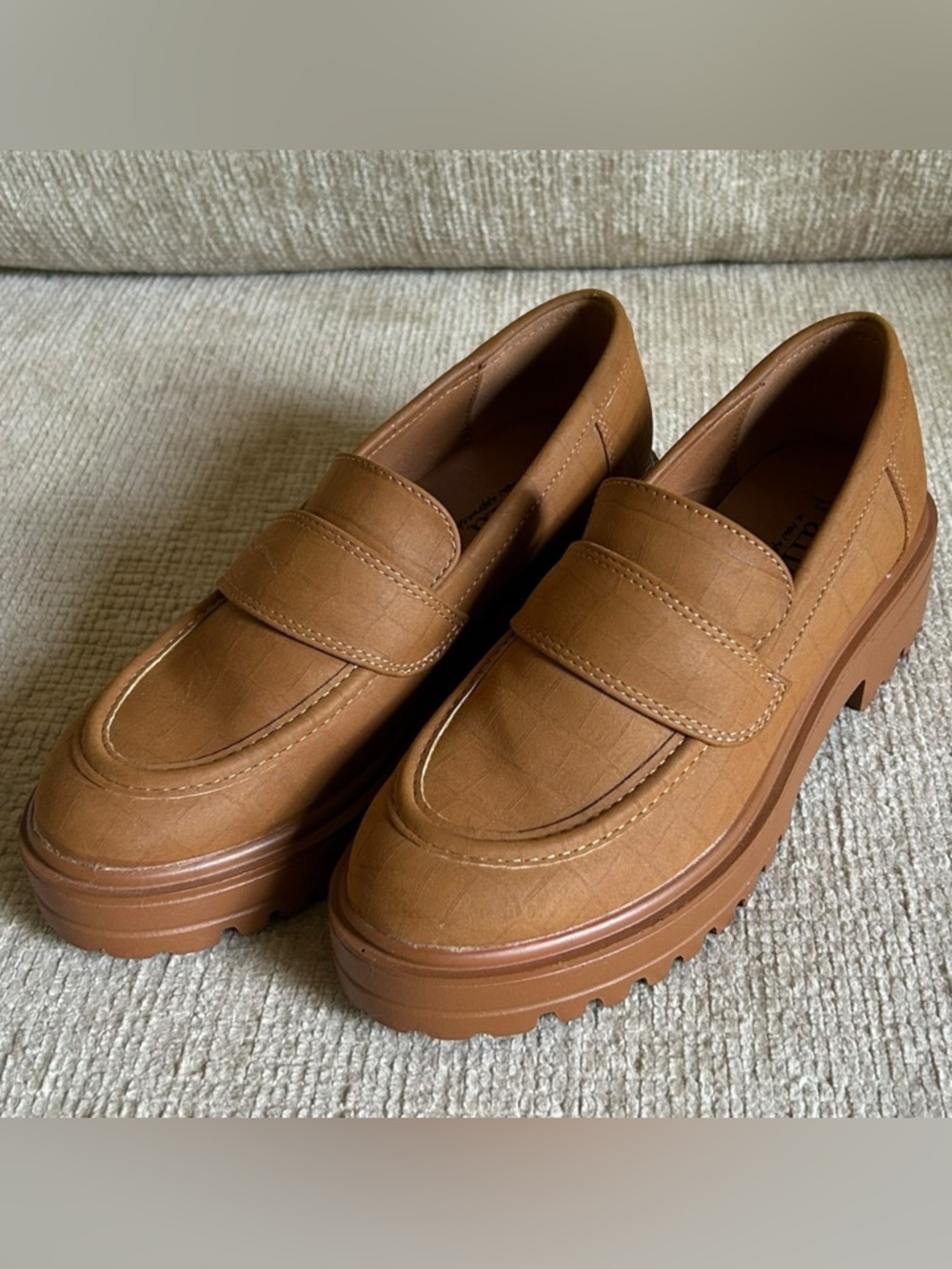 ana Womens Chunky Platform Loafers Heel Size 5 Camel Brown Lug Sole Slip On